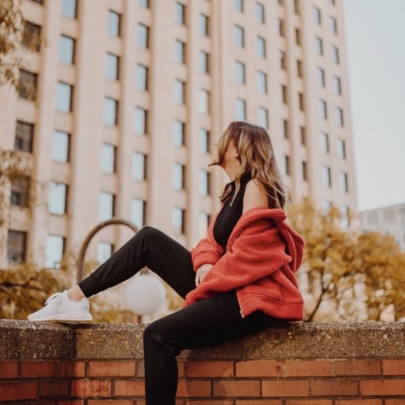 Women M Fabletics Lotta Full Zip Hoodie Sherpa Teddy Fleece Red Jacket Coat - Picture 5 of 10